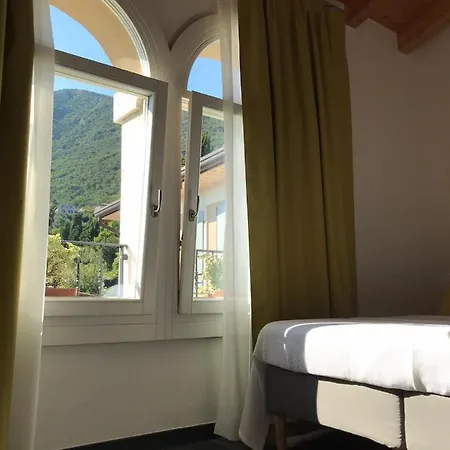 Corte Caiar Bed and Breakfast 4*