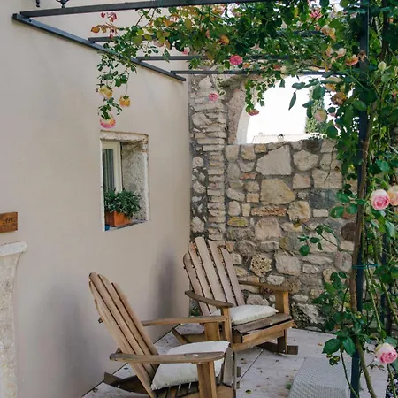 Corte Caiar Bed & Breakfast